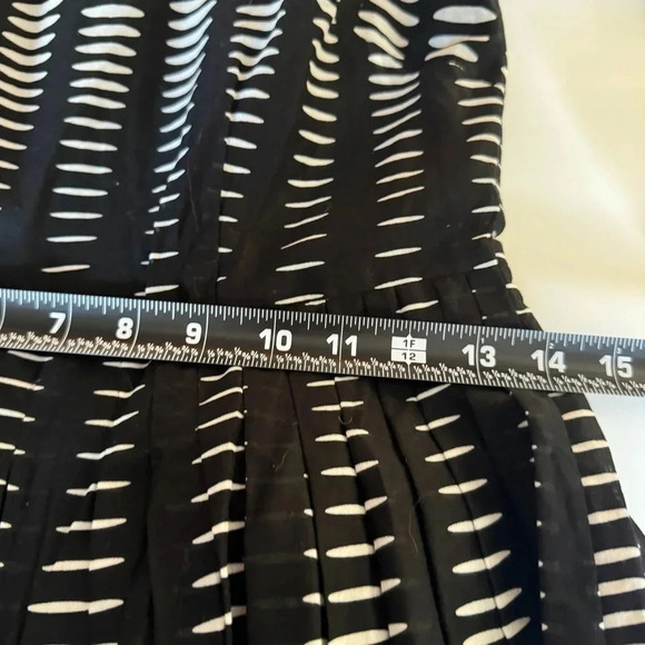 Talbots || Women's Geometric Elliptical Fit and Flare Dress Sz 2 - Picture 6 of 11